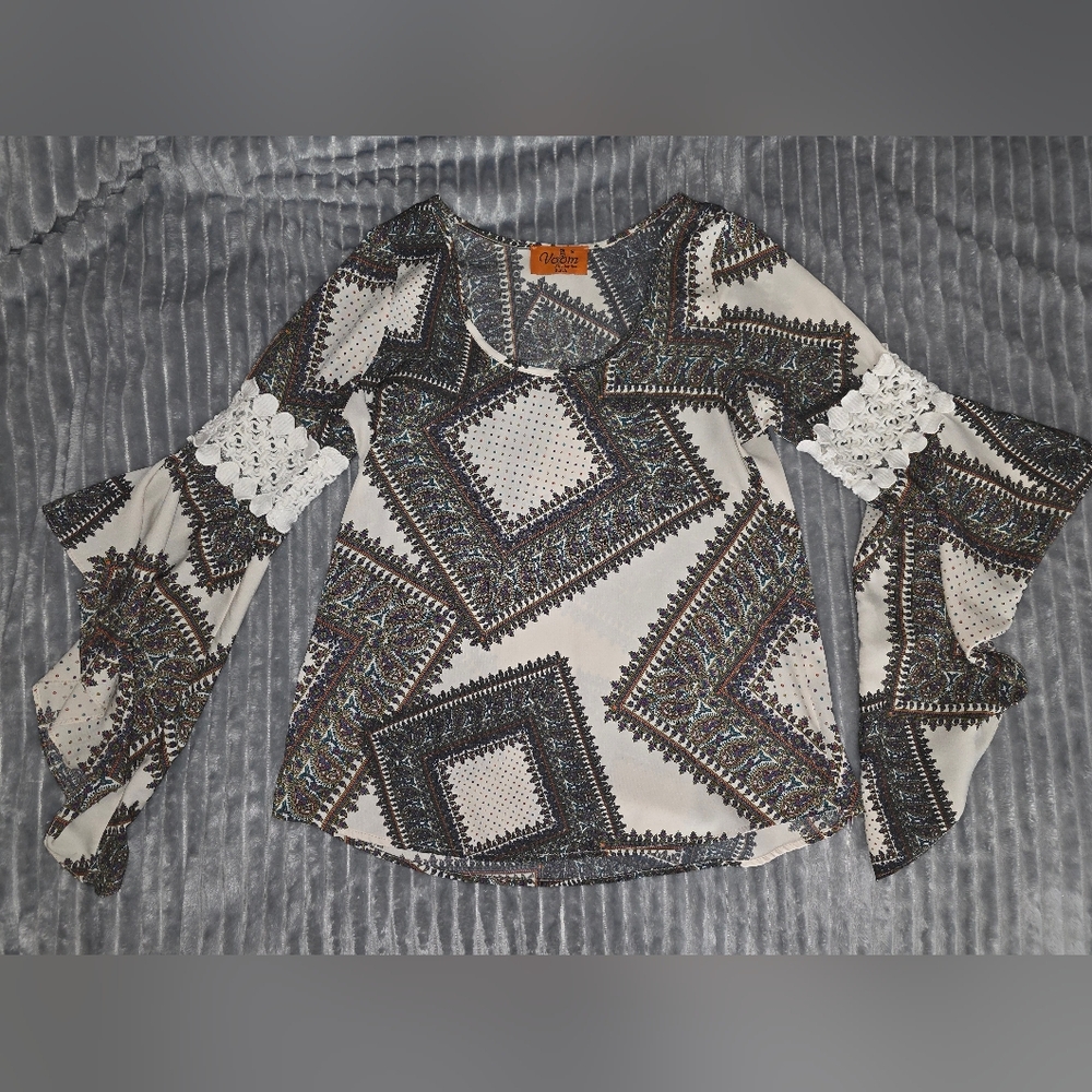 * Voom Joy Han Boho Paisley Laced Bell Sleeve Silky Tunic Small Vintage Delicate